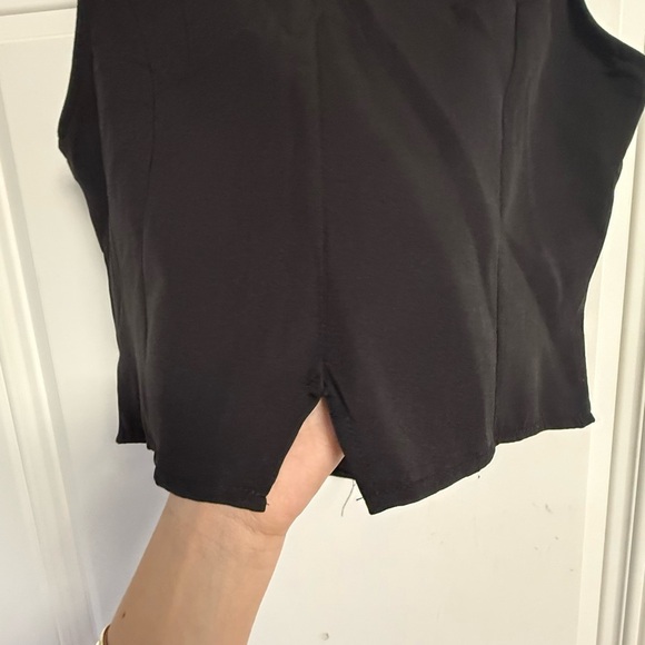 Commense Black Vest with Button Detail - Picture 9 of 11